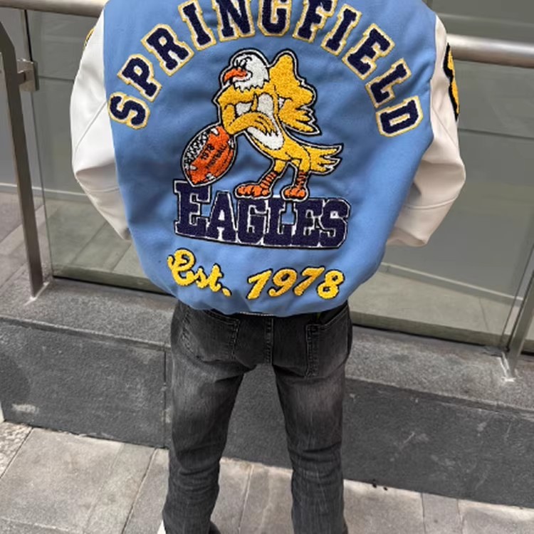 Embroidery Towel - Chaqueta de Béisbol Retro Amarilla con