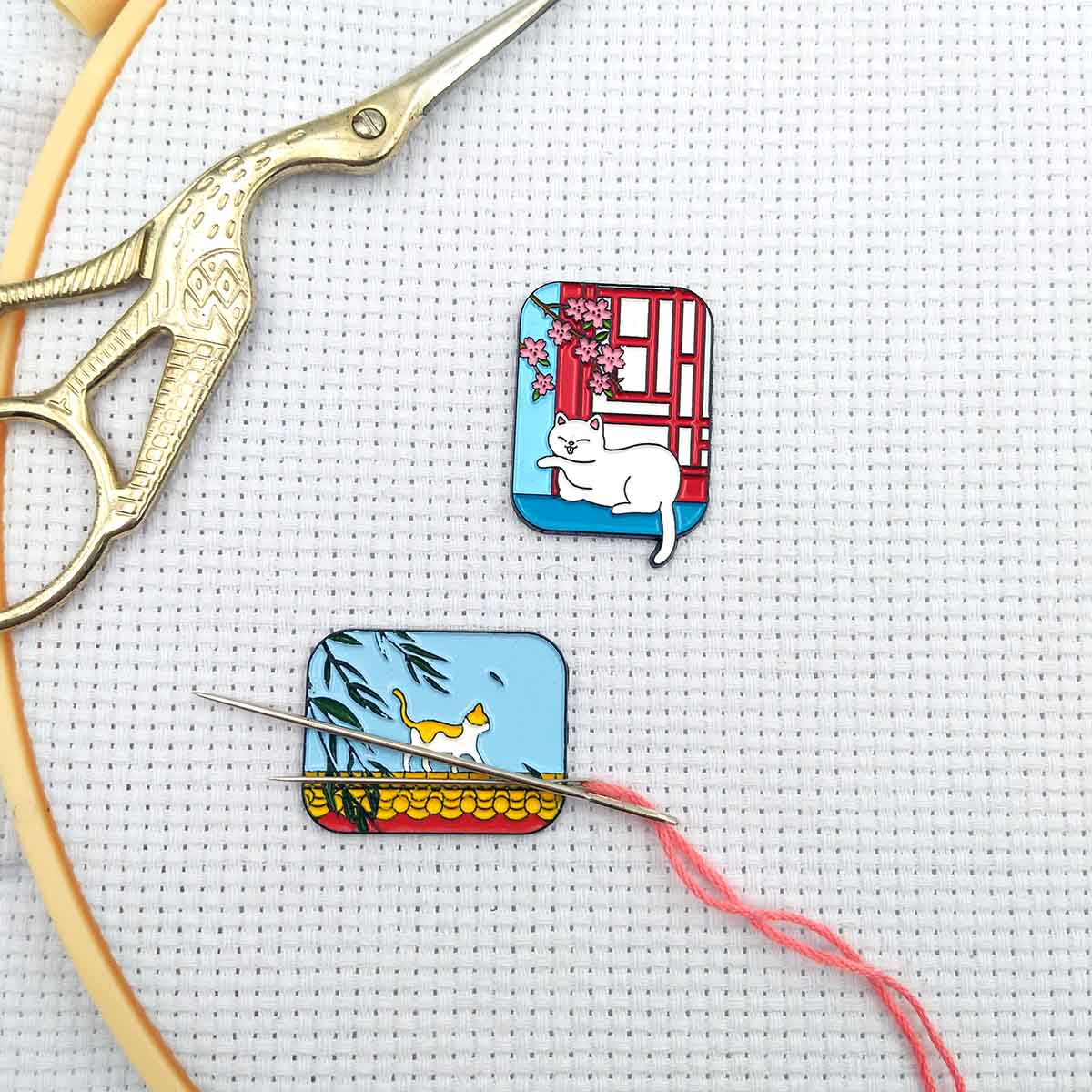 Needle Minder Magnet - Portaagujas Magnético con Diseño de Gato