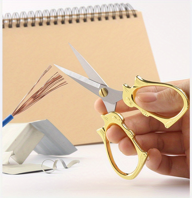 1 Tijeras Pequeñas de Acero In - Embroidery Scissors Small reseña y precio