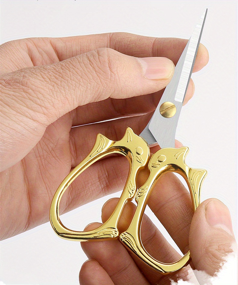 1 Tijeras Pequeñas de Acero In - Embroidery Scissors Small reseña y precio