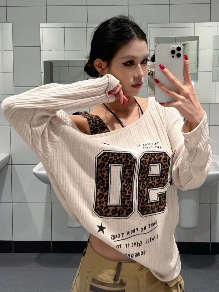 Camiseta Y2K con estampado de  - Embroidery A reseña y precio