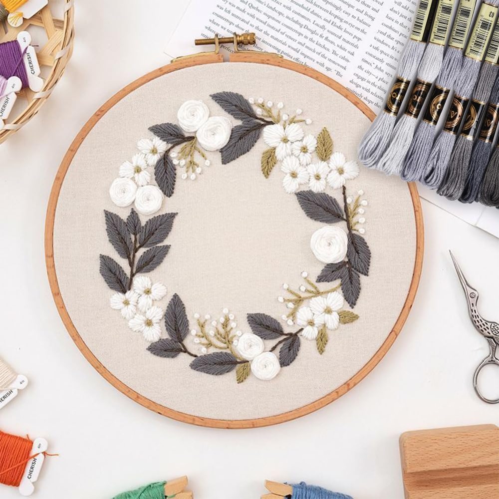 8 ovillos, 70 yardas, pulseras - Embroidery Stitches reseña y precio