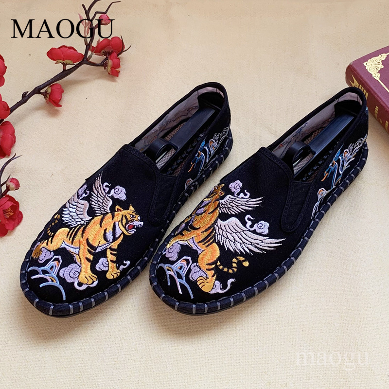 Zapatos Unisex de Estilo Chino - Embroidery Stitches reseña y precio