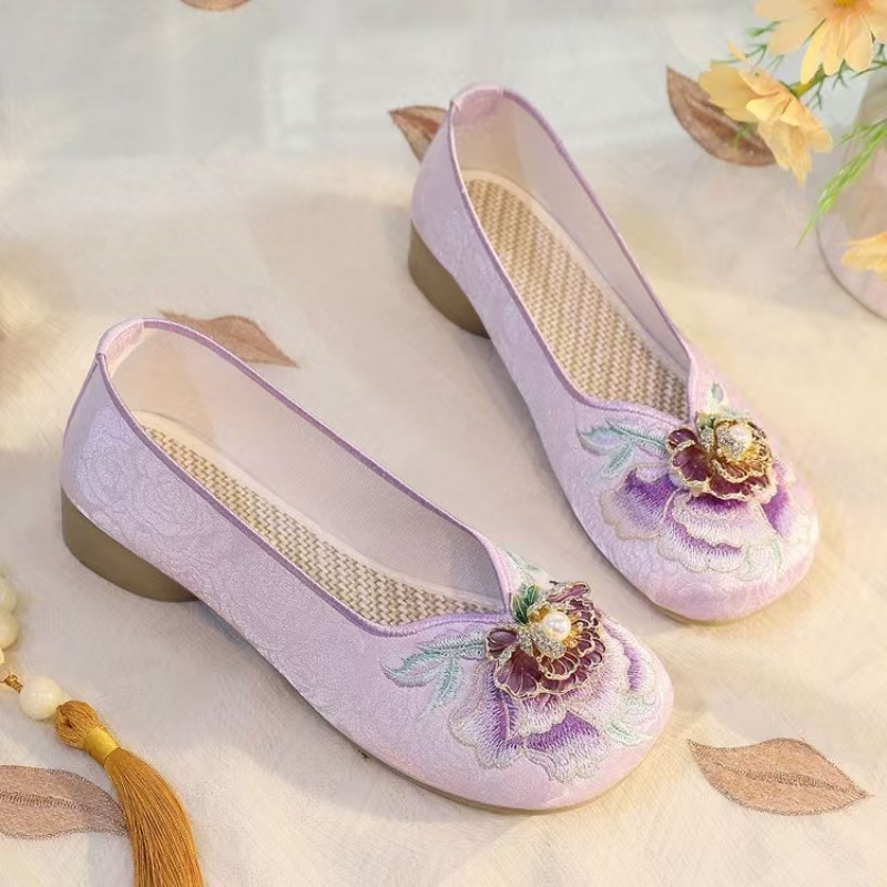 Zapatos de tela bordados de ta - Embroidery Cloth reseña y precio